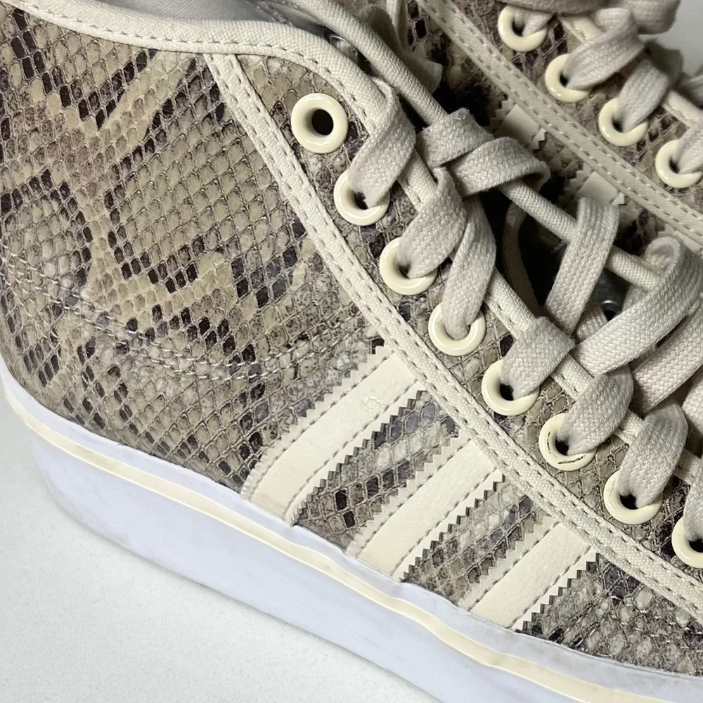 Adidas Nizza mid platform sneakers. - Picture 9 of 9